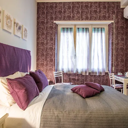 Gagliardi House 3*